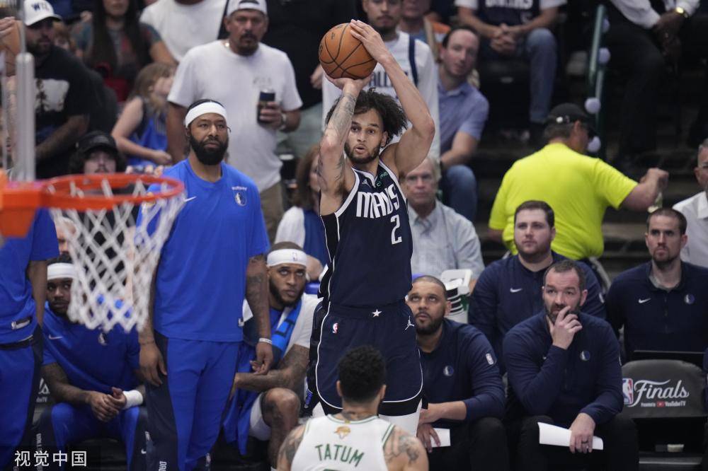 备受瞩目的 备受瞩目的